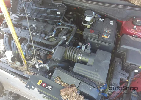 2024 Hyundai Elantra Sel z USA, uszkodzony, nr VIN KMHLM4DG6RU692184